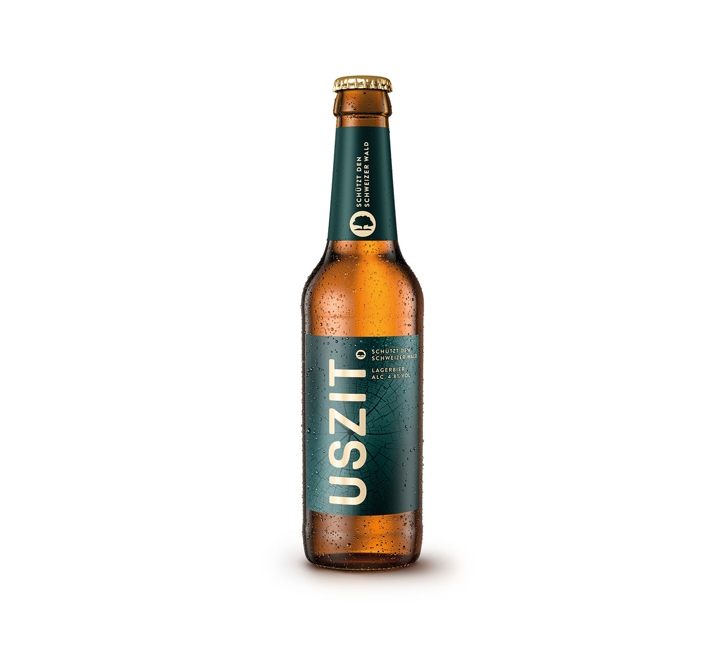 DE: USZIT Lager Bier 33cl Flasche, frisch und ausgewogen, „Nur ein Bier. Aber ein besseres“, vor neutralem Hintergrund.
FR: USZIT Lager bière 33cl bouteille, fraîche et équilibrée, „Juste une bière. Mais en mieux“, sur fond neutre.
IT: USZIT Lager birra 33cl bottiglia, fresca ed equilibrata, „Solo una birra. Ma migliore“, su sfondo neutro.