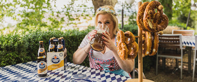 DE: mass bier bayerische braukunst tradition  FR: chope biere art brassicole bavarois  IT: boccale birra arte birraria bavarese